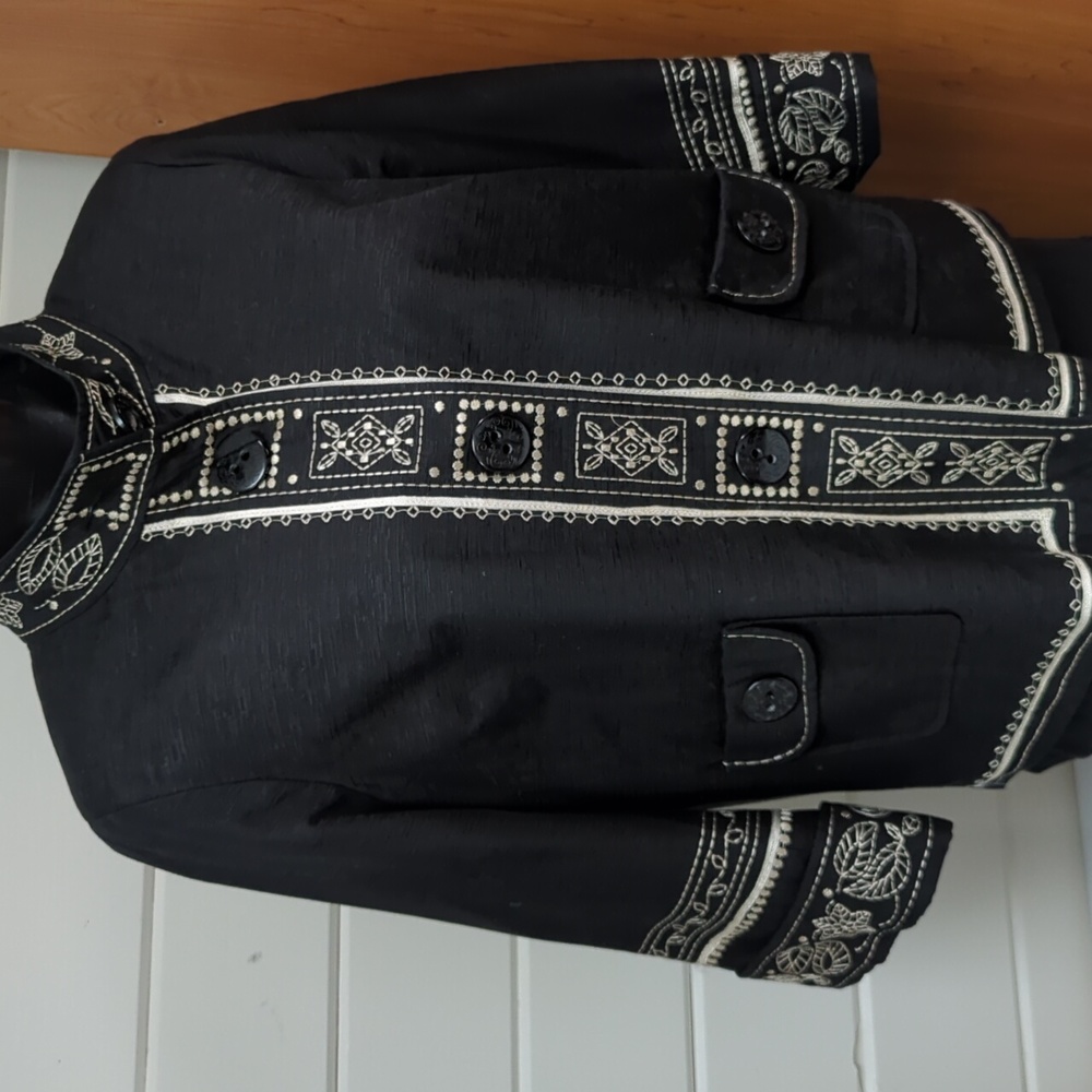 Silk land crop jacket ( oriental vibe) size L